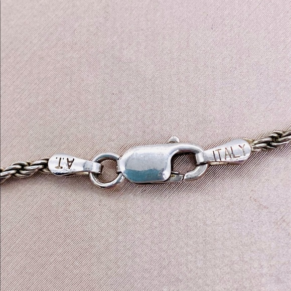 EUC Vintage Sterling Silver White Cats Eye Quartz Slide Pendant & Chain - Picture 11 of 14